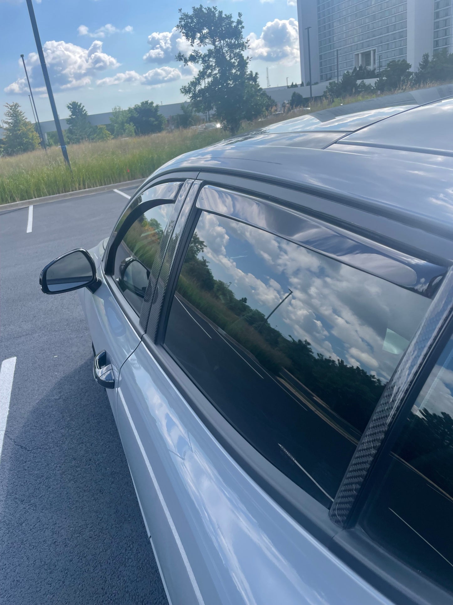 KIA STINGER IN-CHANNEL RAIN GUARDS (4PC SET IN DARK SMOKE)