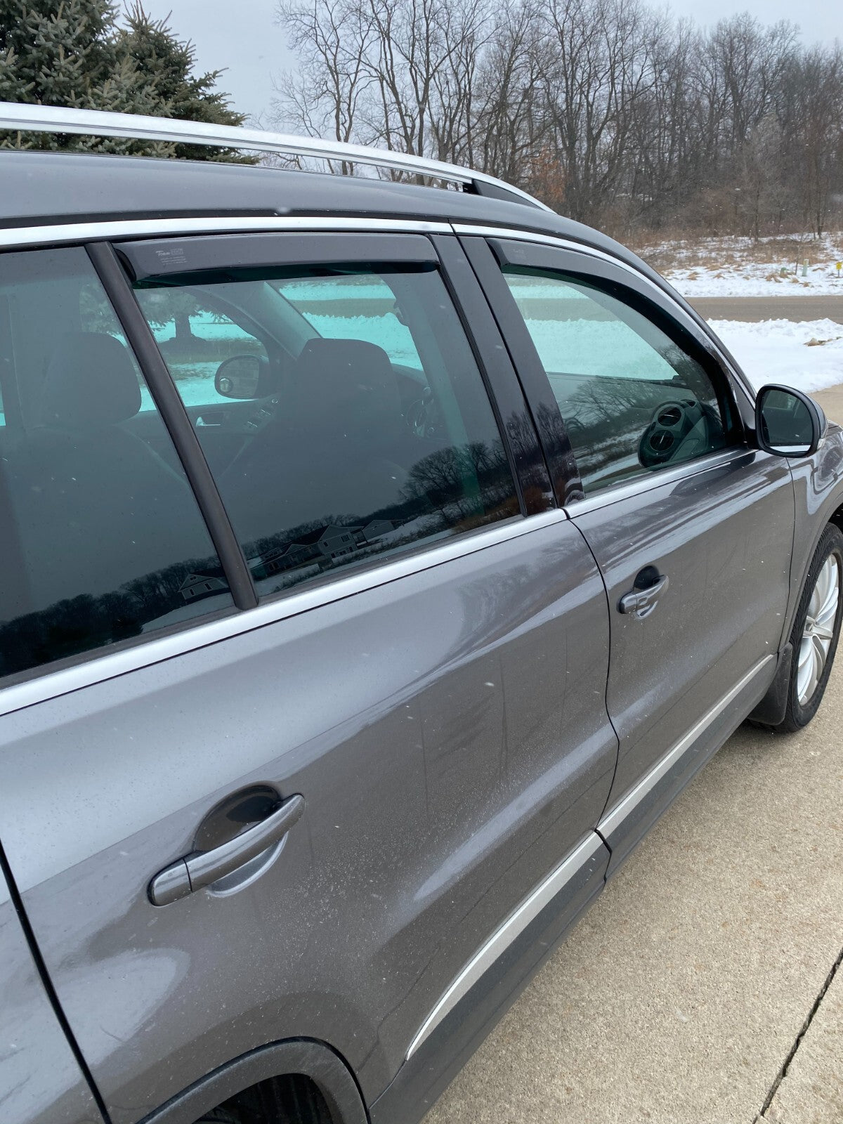 VW TIGUAN IN-CHANNEL RAIN GUARDS 2009-2017 ( 4 piece set)