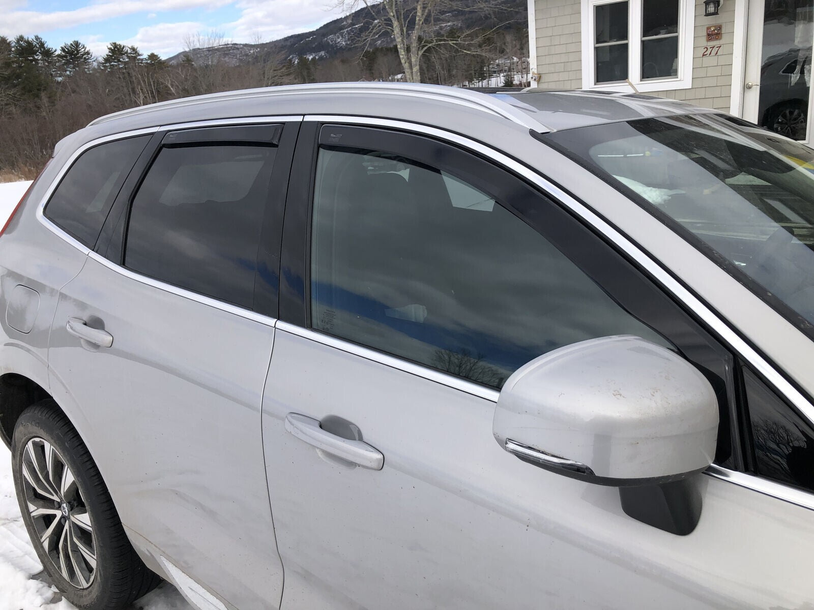 VOLVO XC60 IN-CHANNEL RAIN GUARDS WIND DEFLECTORS 2018-2026 ( 4PC)