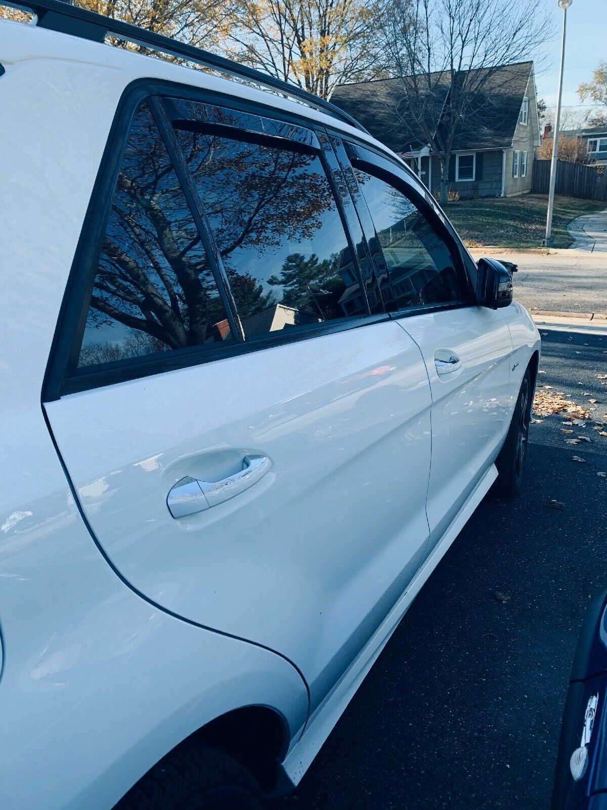 BMW X4 IN-CHANNEL RAIN GUARDS WIND DEFLECTORS 2015-2018 (FULL SET)