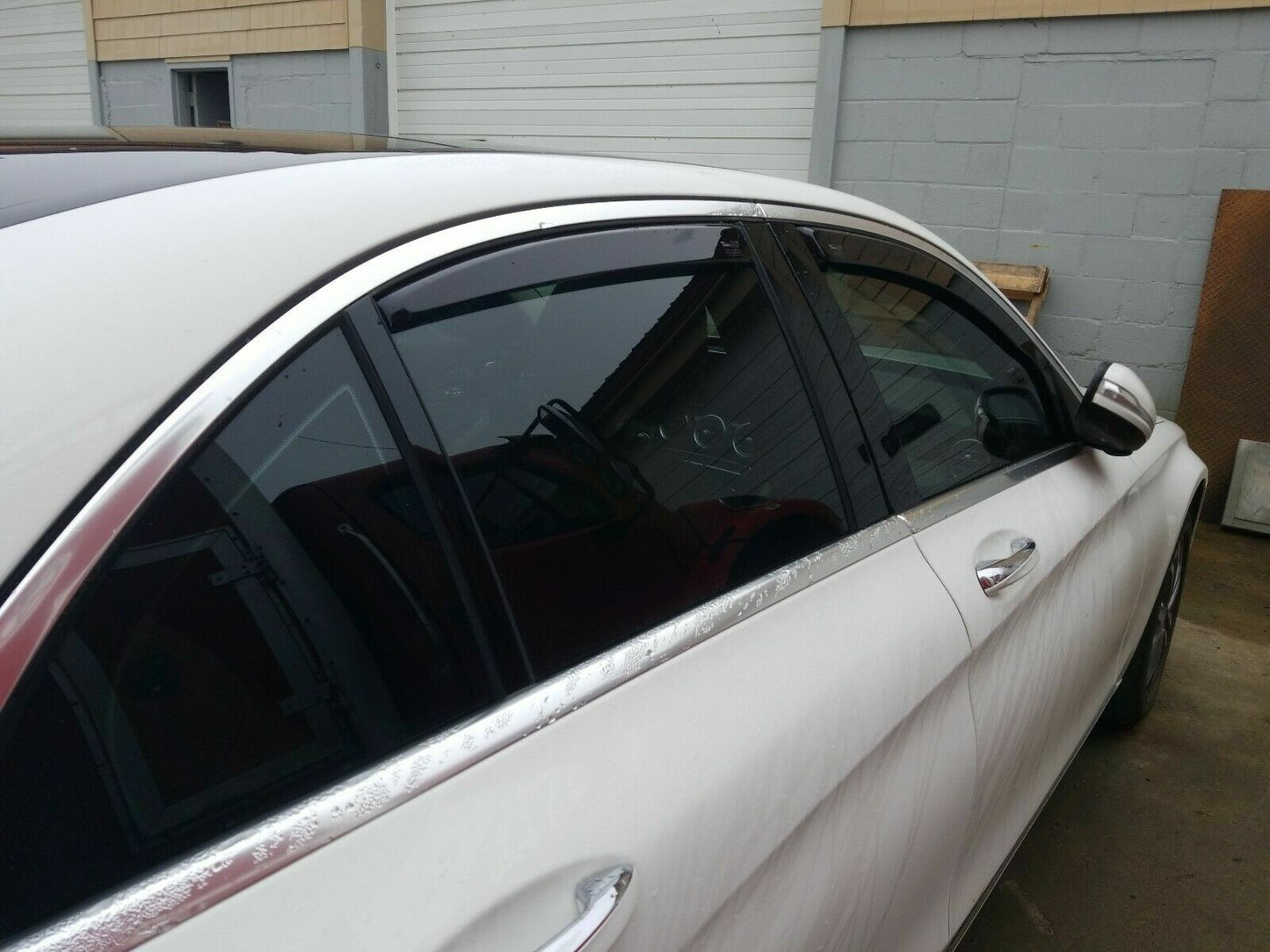 DODGE MAGNUM IN-CHANNEL RAIN GUARDS ( 4 PIECE SET) 